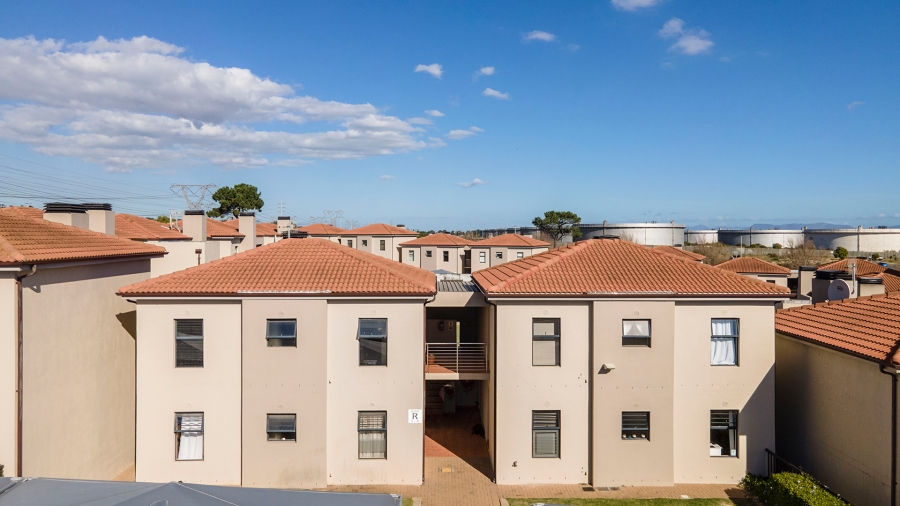 2 Bedroom Property for Sale in Burgundy Estate Western Cape